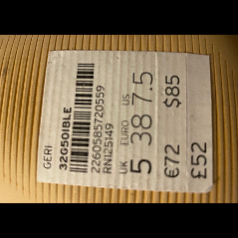 Brand New Gorgeous Suede Heels by TOP SHOP London - Box 64 - Picture 7 of 7